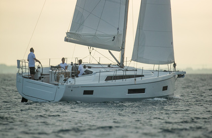 Sailing Yacht Beneteau Oceanis 40.1