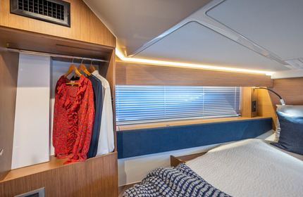 Beneteau Gran Turismo 36 cabin